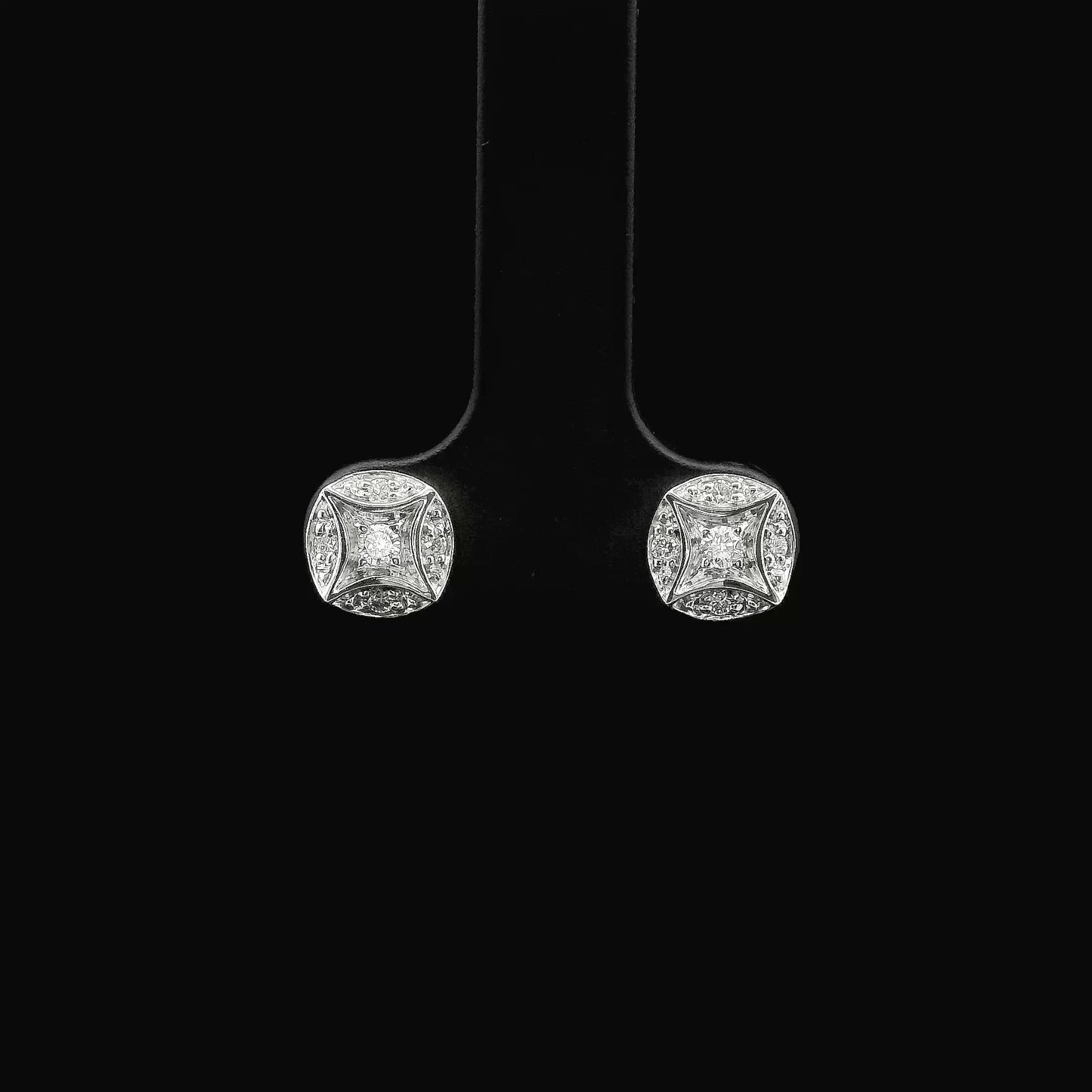 Uhani z diamanti DNUBZ02