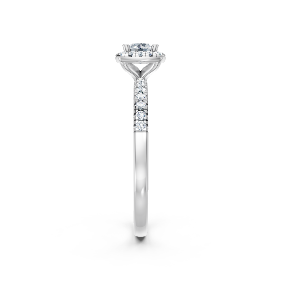 Zaročni prstan iz belega zlata Zlatarstvo Gajšek, elegantno oblikovan z briljantno diamantno kamnom na sredini.